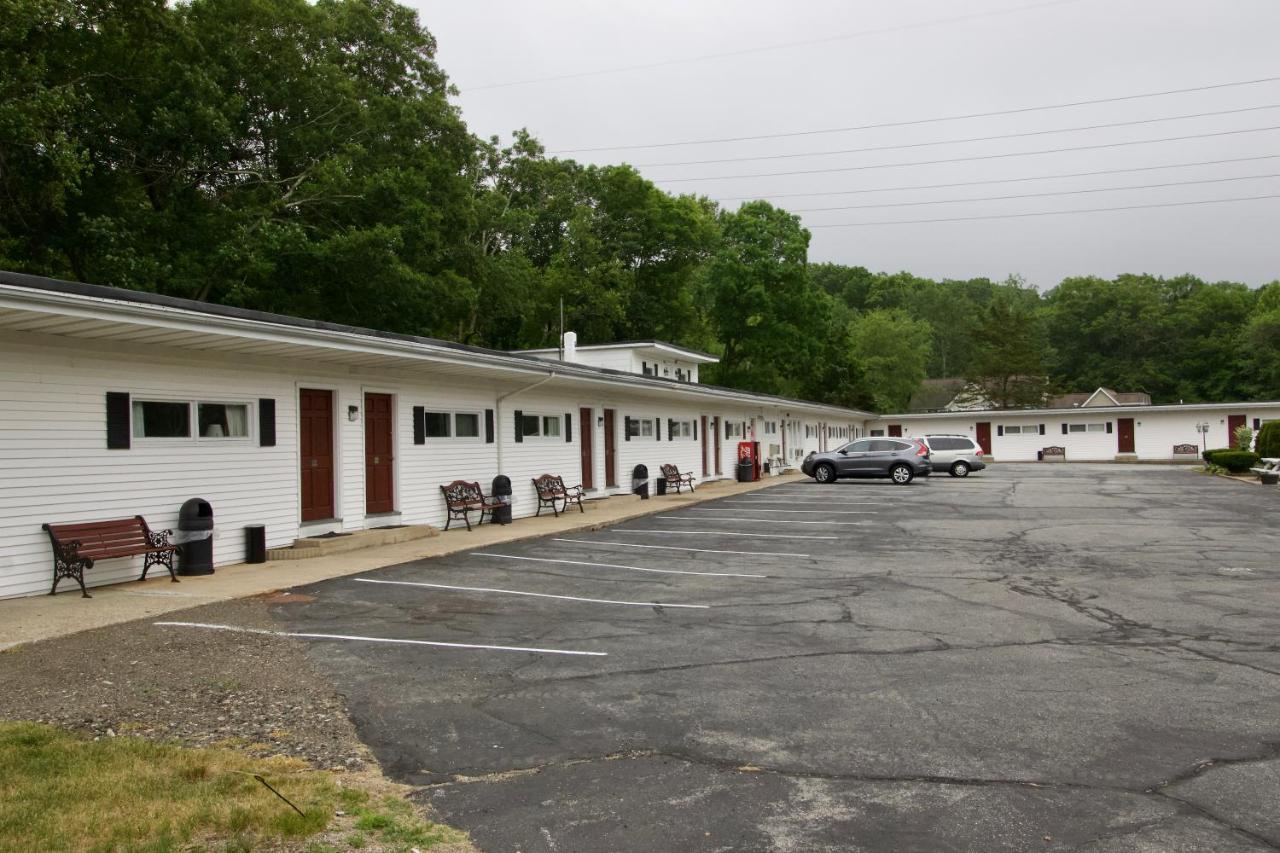 Oakdell Motel Waterford Ct Екстер'єр фото