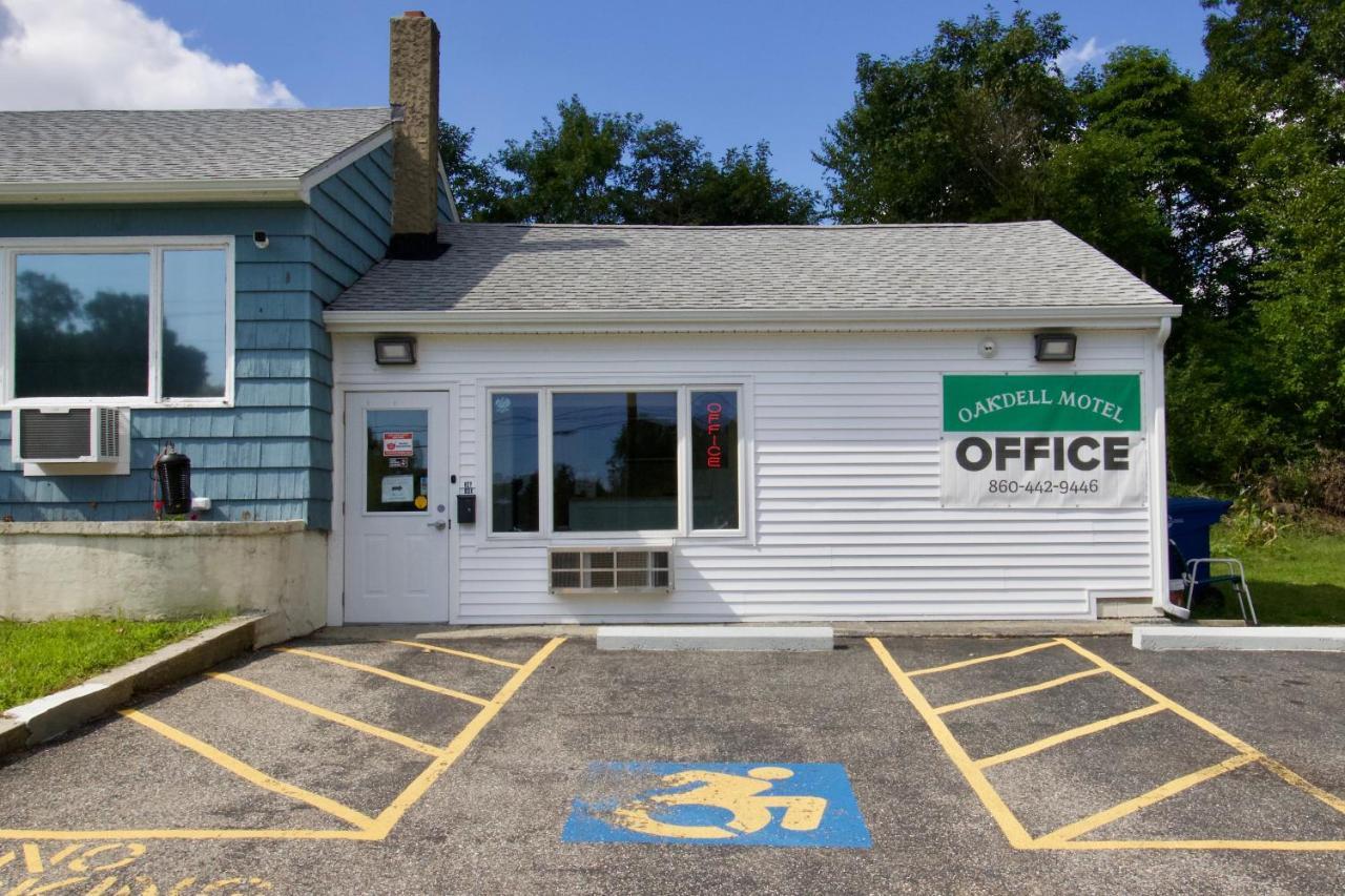 Oakdell Motel Waterford Ct Екстер'єр фото