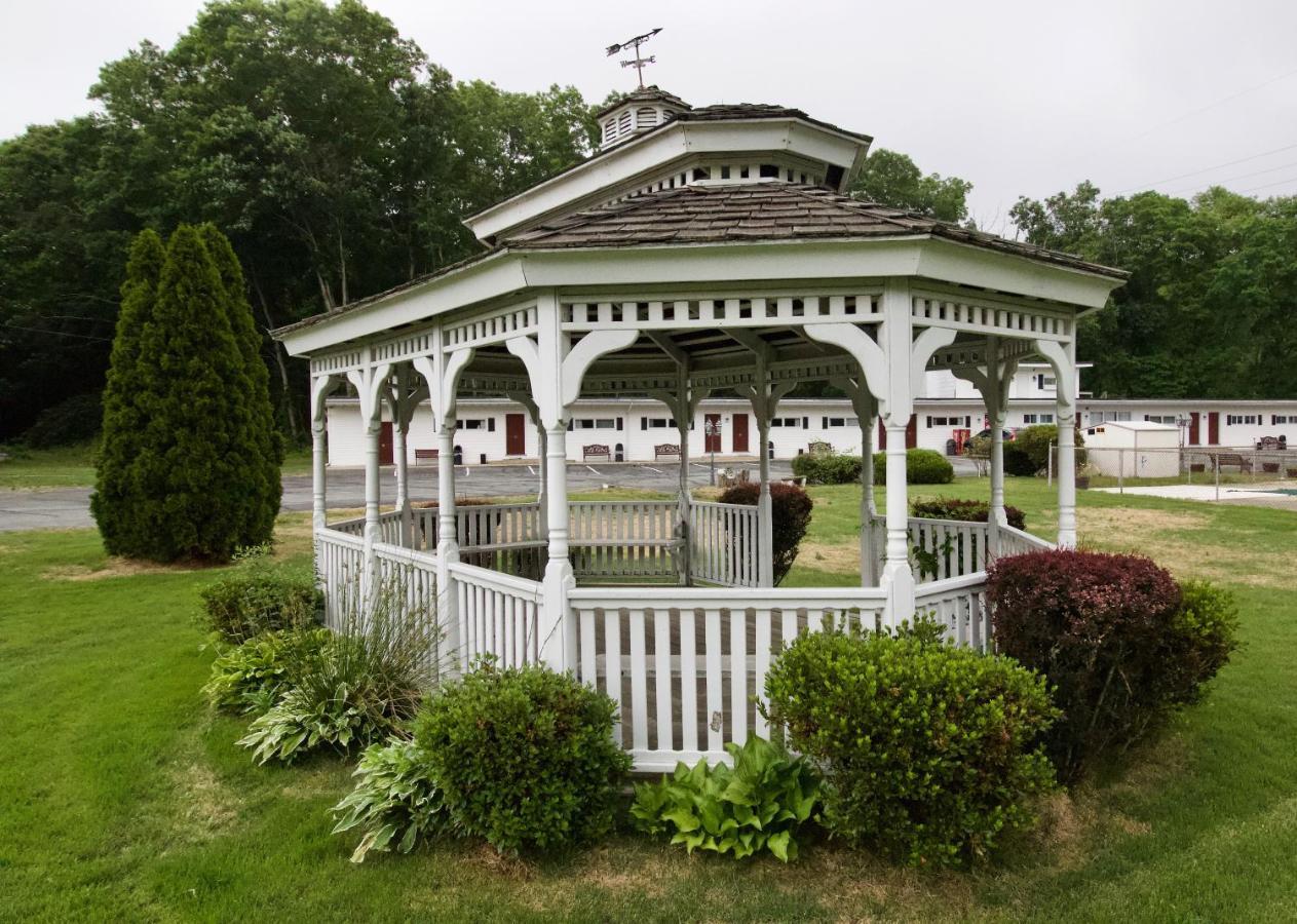 Oakdell Motel Waterford Ct Екстер'єр фото