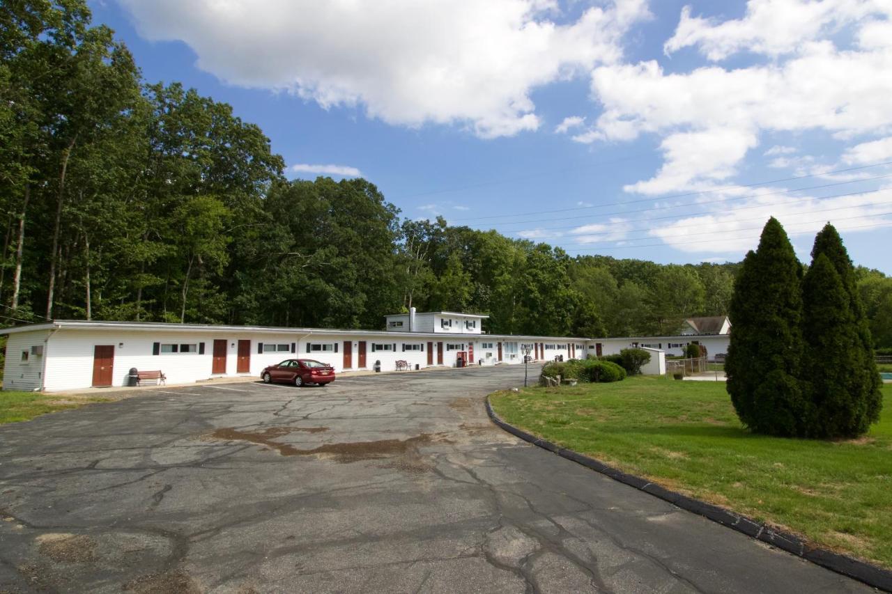 Oakdell Motel Waterford Ct Екстер'єр фото
