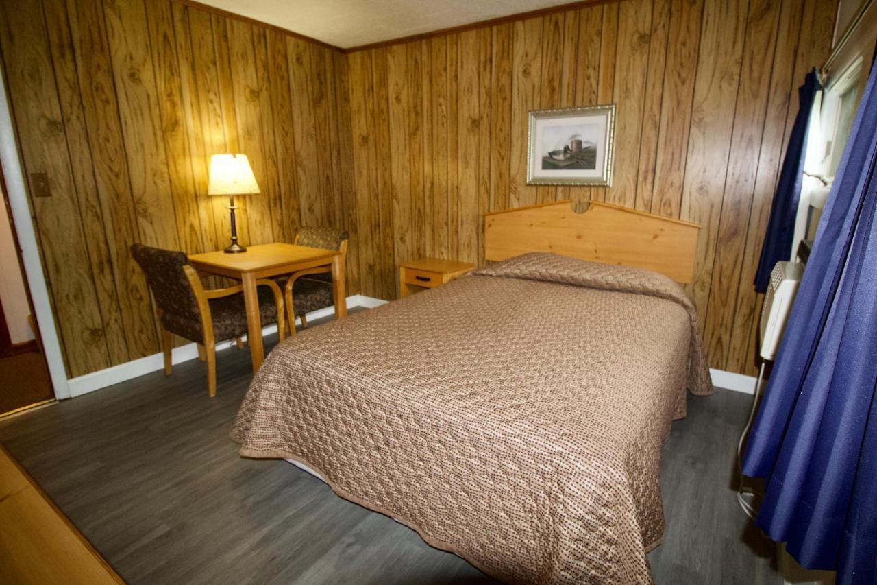 Oakdell Motel Waterford Ct Екстер'єр фото